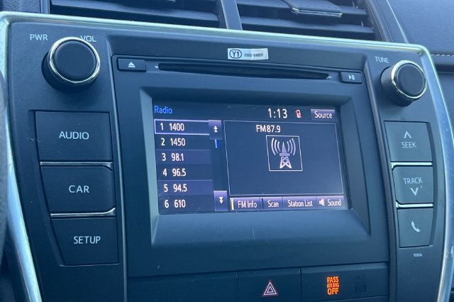 Used 2016 Toyota Camry LE FWD image 20