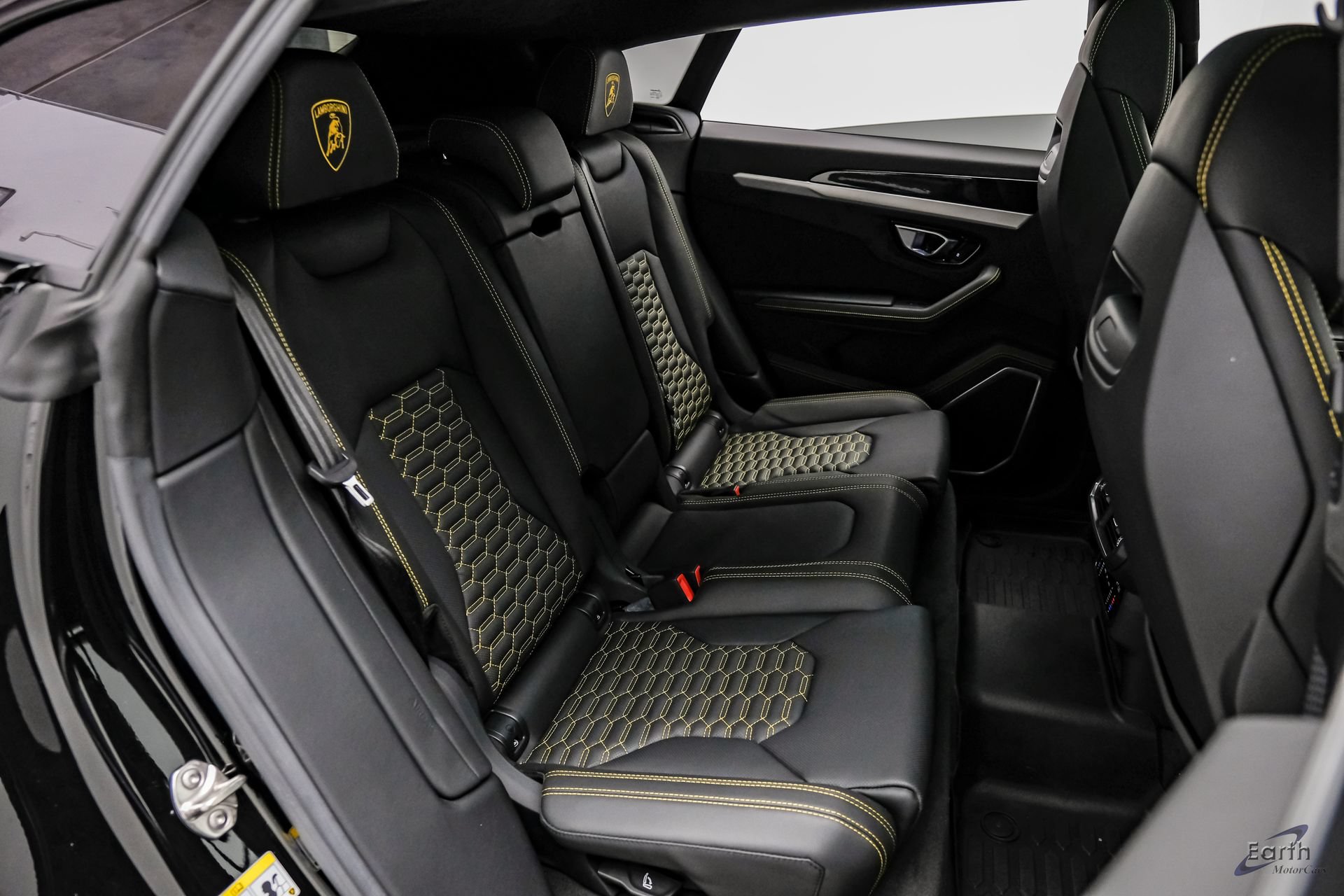 Used 2022 Lamborghini Urus AWD/4WD image 81