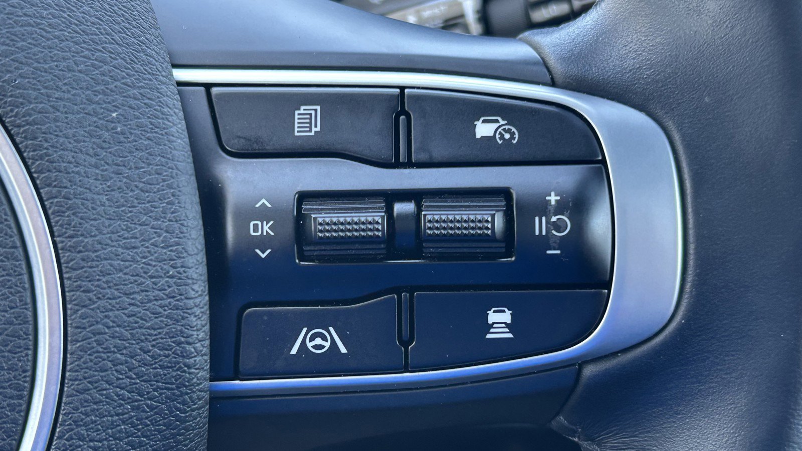 Used 2025 Kia Sportage X-Pro Prestige image 22