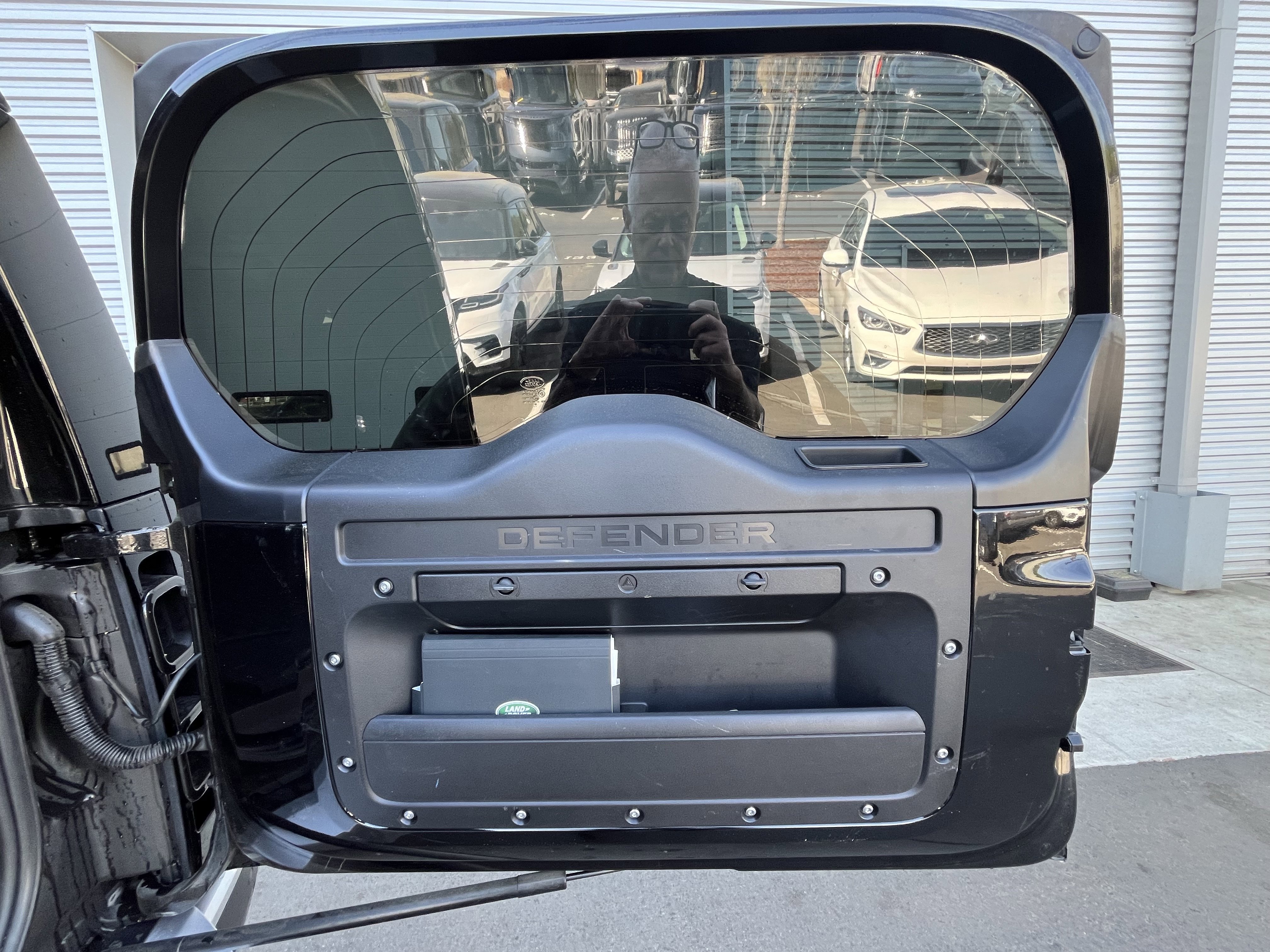 Certified 2024 Land Rover Defender 130 S image 34