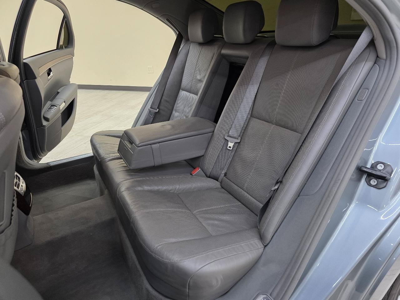 Used 2008 Mercedes-Benz S 550 image 25