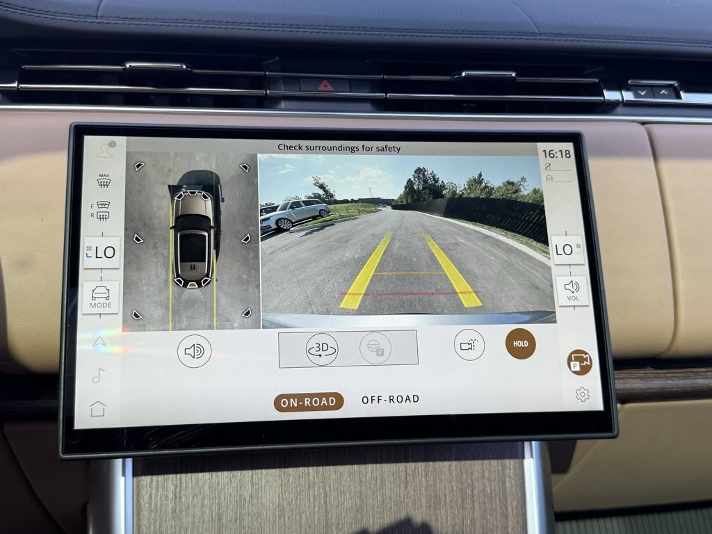 New 2025 Land Rover Range Rover SE image 26