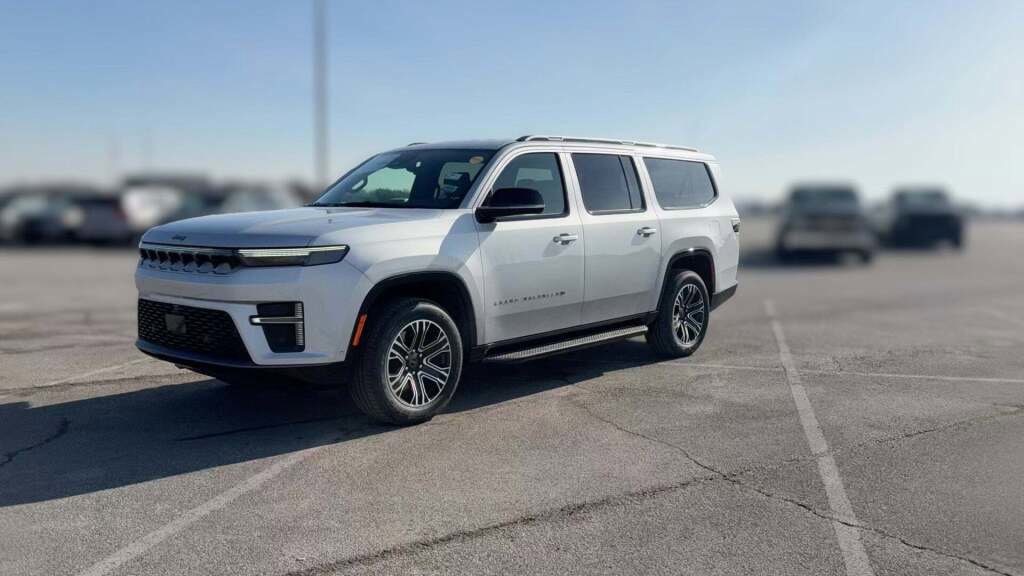 New 2026 Jeep Grand Wagoneer L 2WD