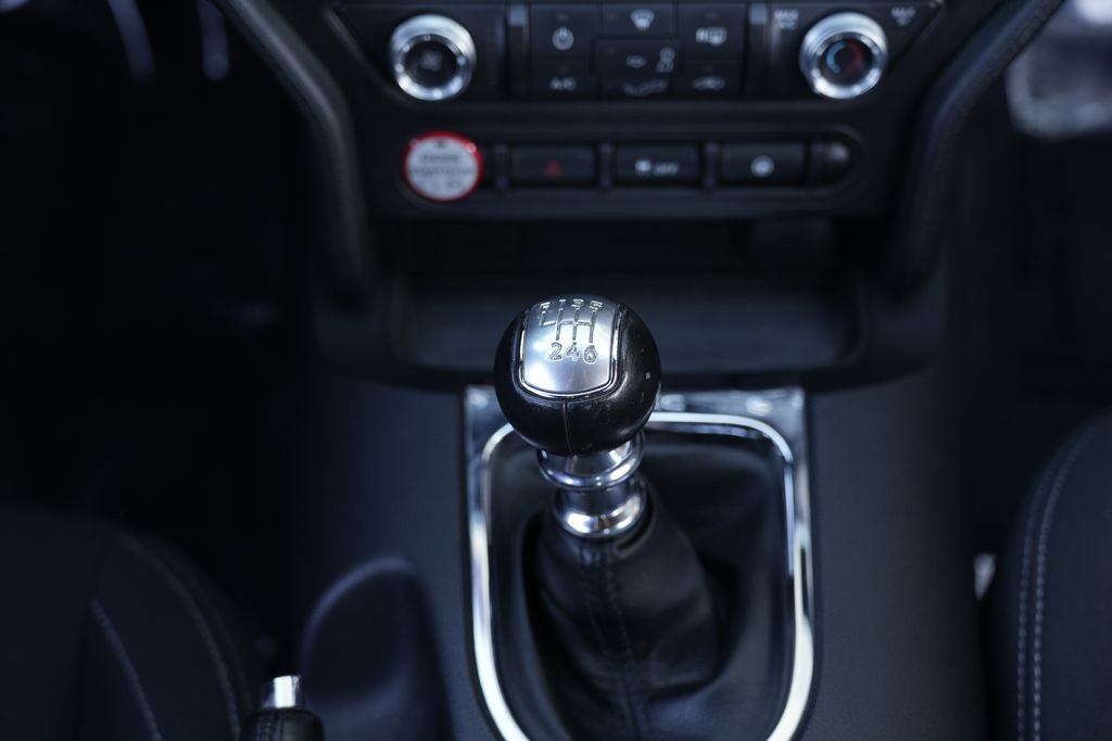 Used 2017 Ford Mustang EcoBoost w/ Ecoboost Performance Package image 28