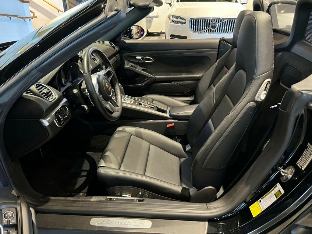 Used 2024 Porsche 718 Boxster S image 19