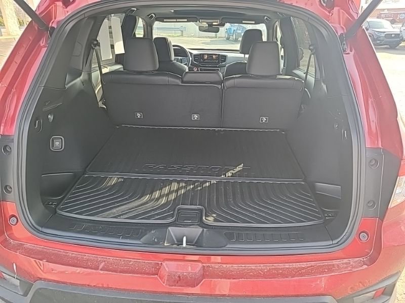 Used 2023 Honda Passport TrailSport image 11