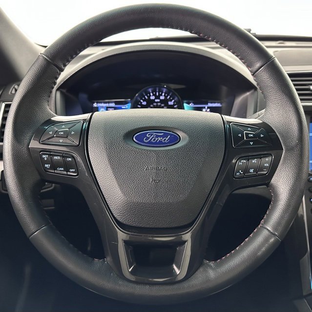 Used 2019 Ford Explorer Sport image 11