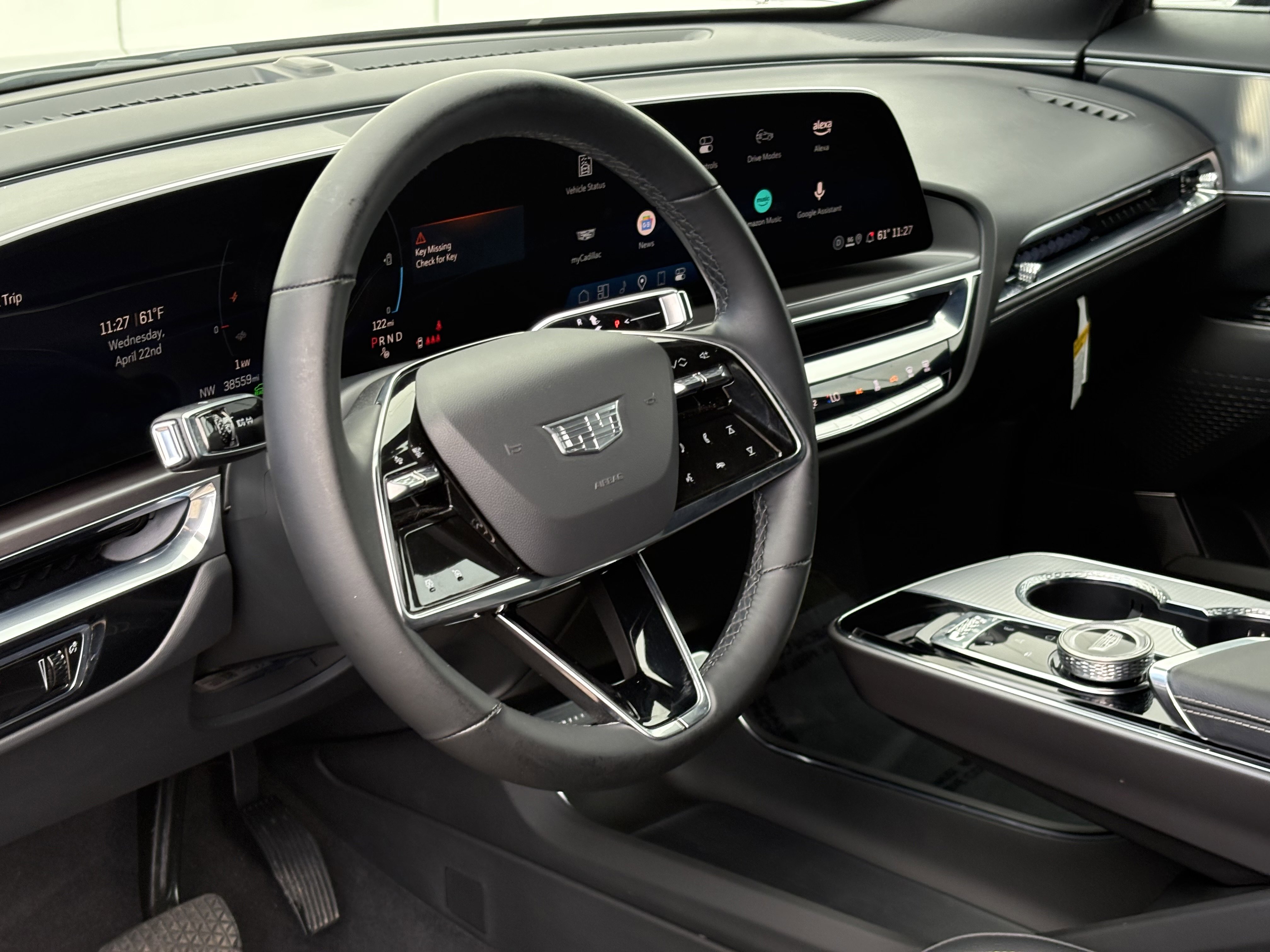 Used 2024 Cadillac Lyriq Tech AWD/4WD image 15