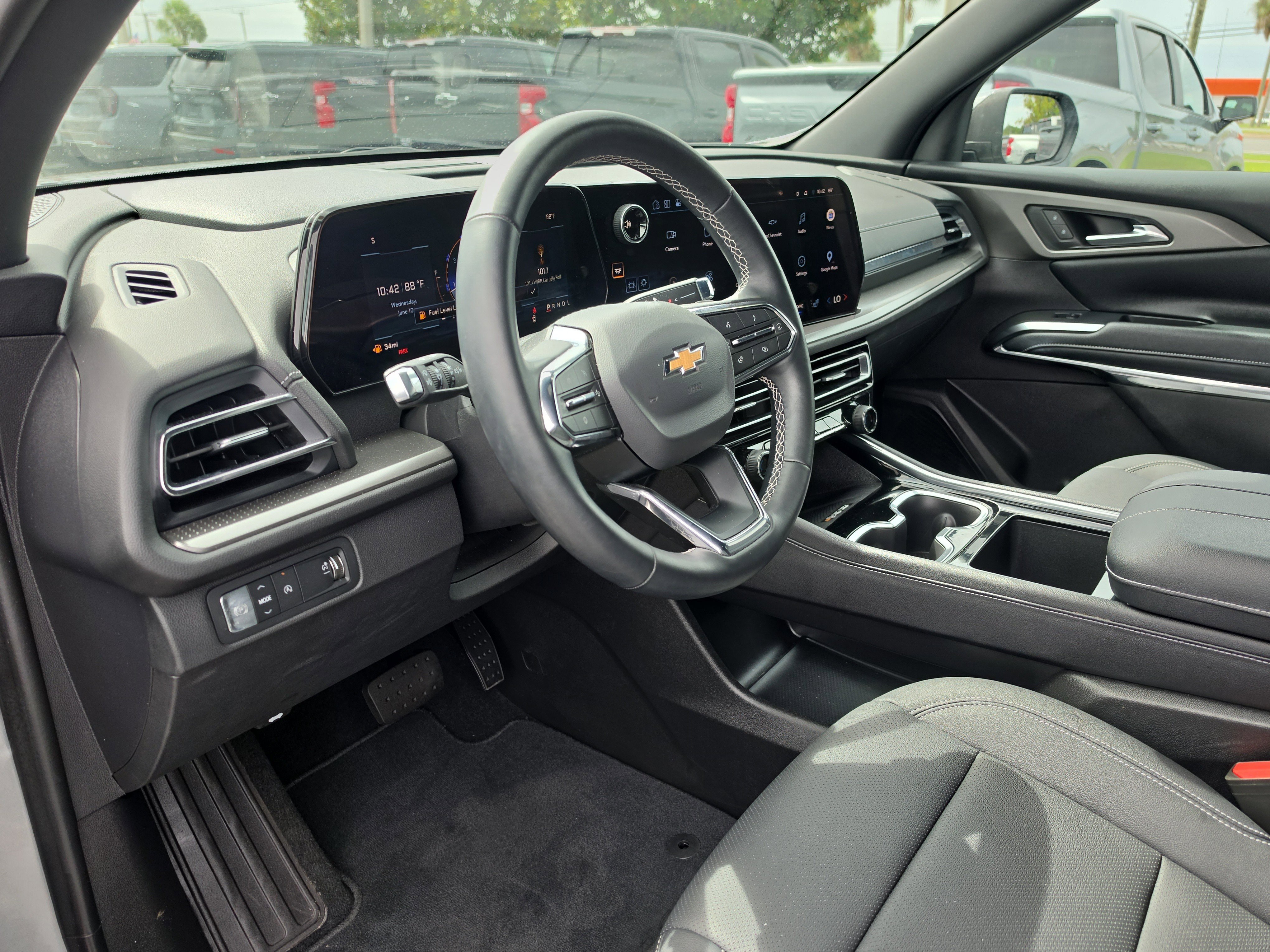 Certified 2026 Chevrolet Traverse LT FWD image 15