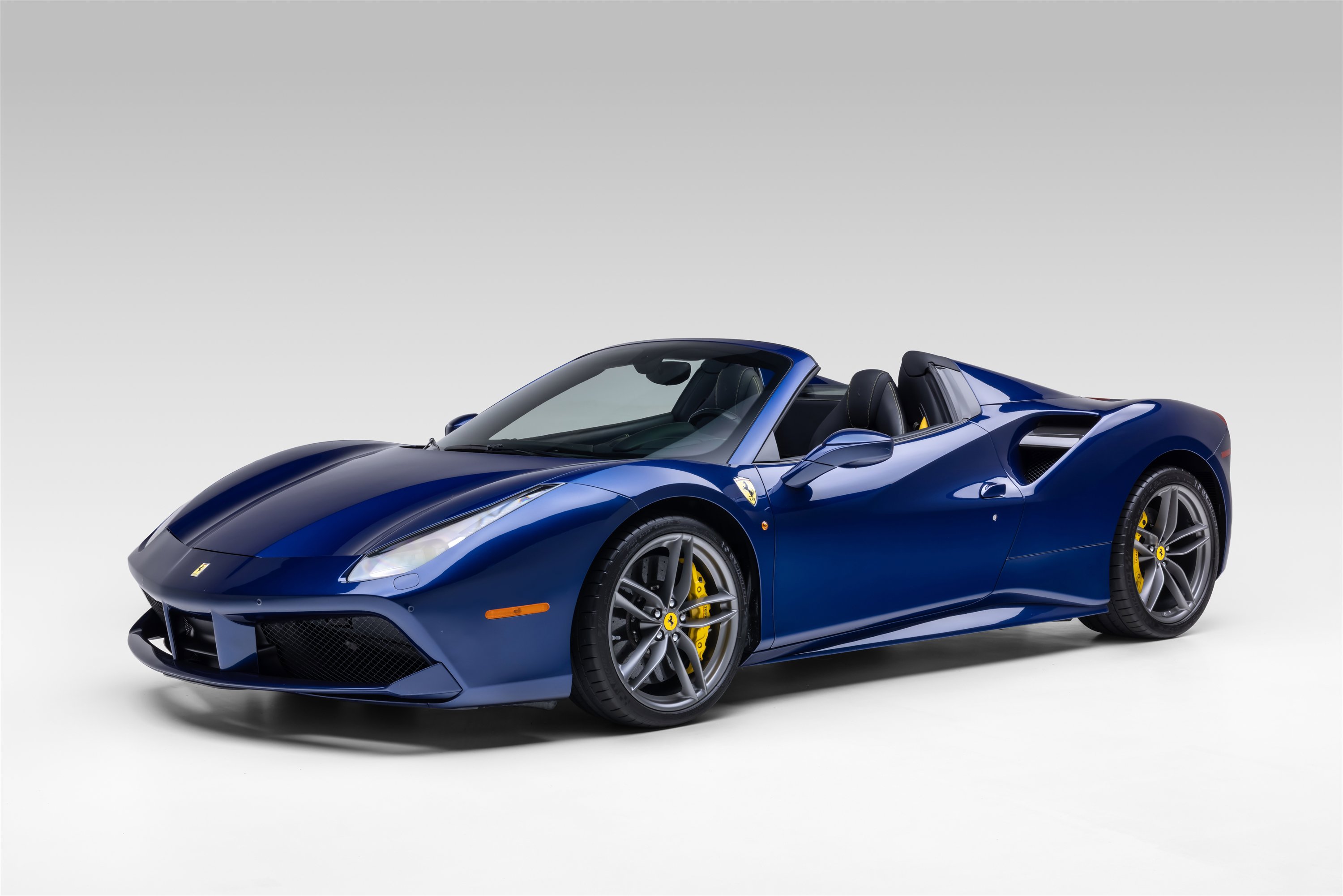 Certified 2017 Ferrari 488 Spider RWD image 4