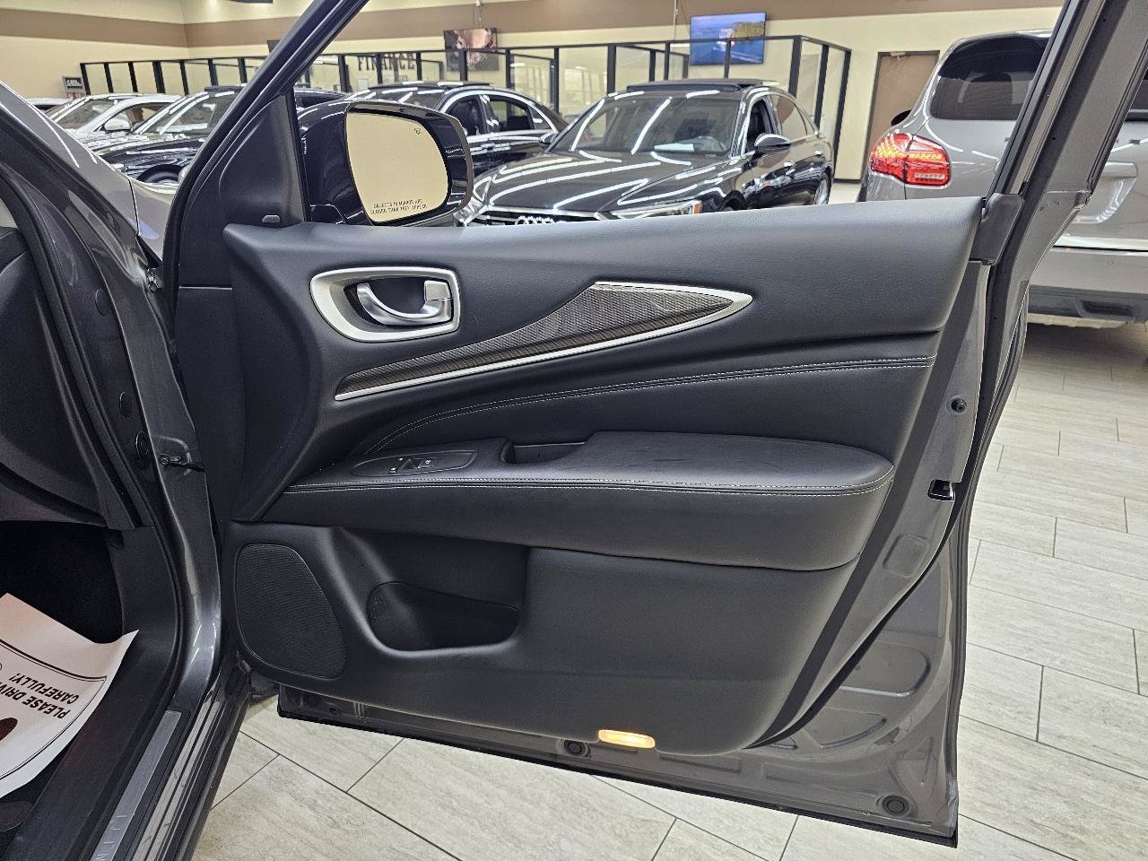Used 2020 INFINITI QX60 Pure FWD image 40