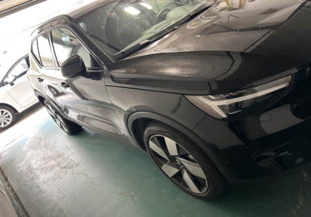 Used 2023 Volvo XC40 Recharge Ultimate w/ Protection Package Premier AWD/4WD image 9