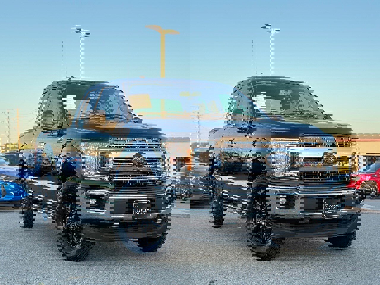 Used 2018 Ford F150 XLT w/ Equipment Group 302A Luxury image 2