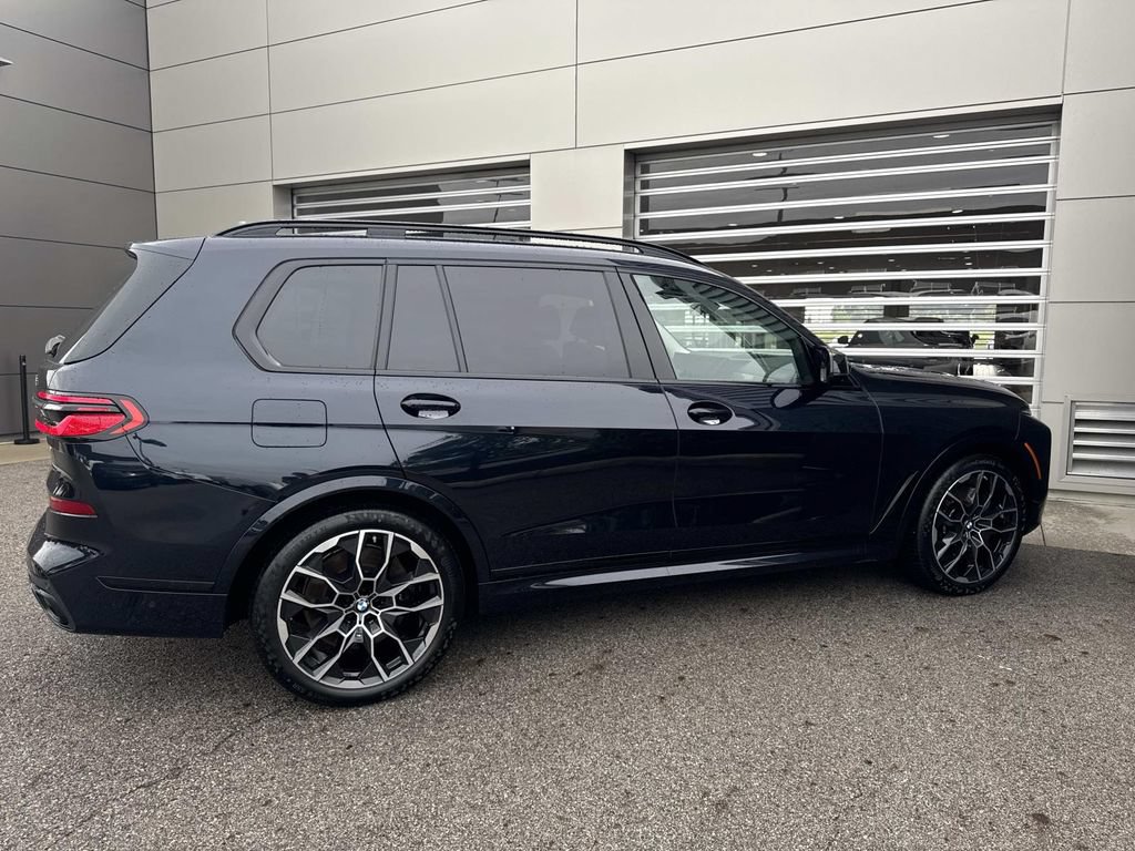 Used 2024 BMW X7 M60i w/ Executive Package AWD/4WD image 8