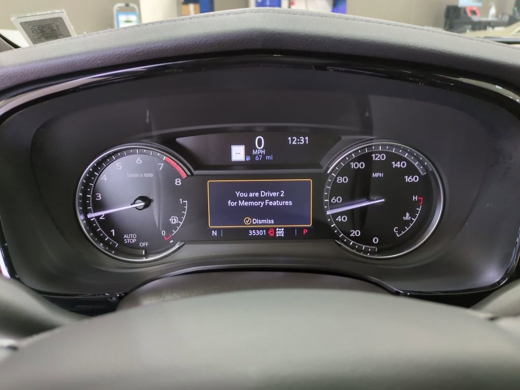 Used 2023 Cadillac XT6 Premium Luxury image 6