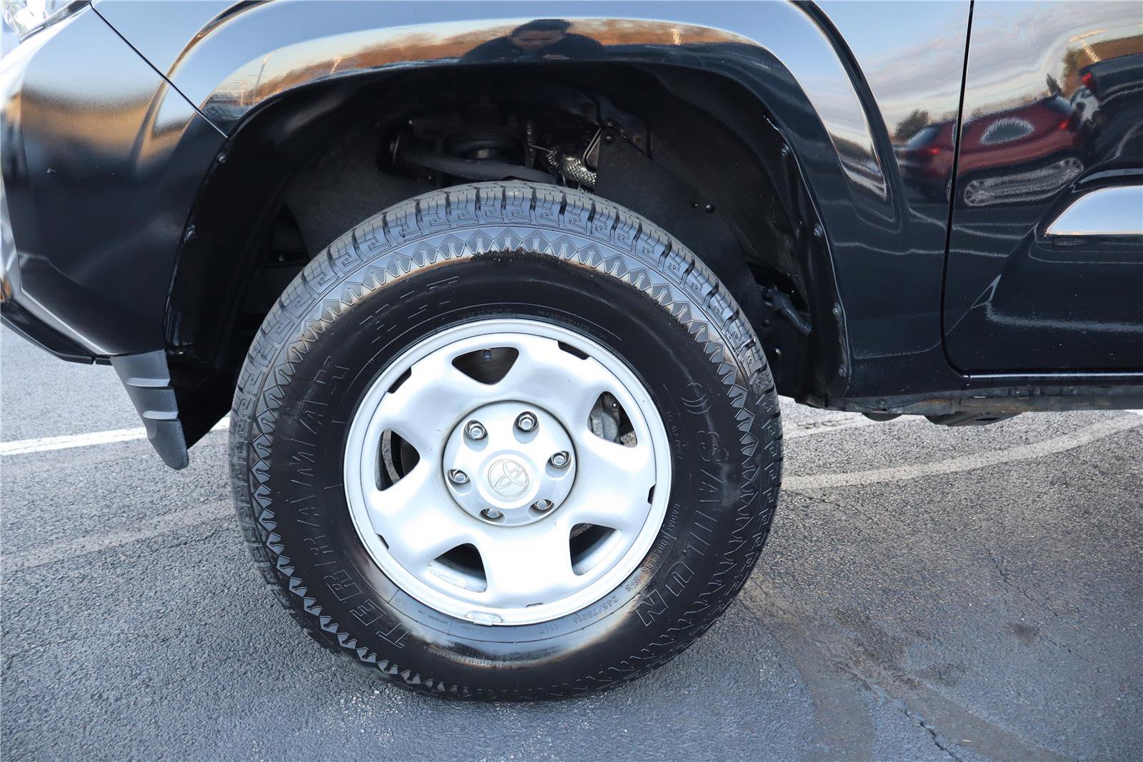 Used 2022 Toyota Tacoma SR image 10