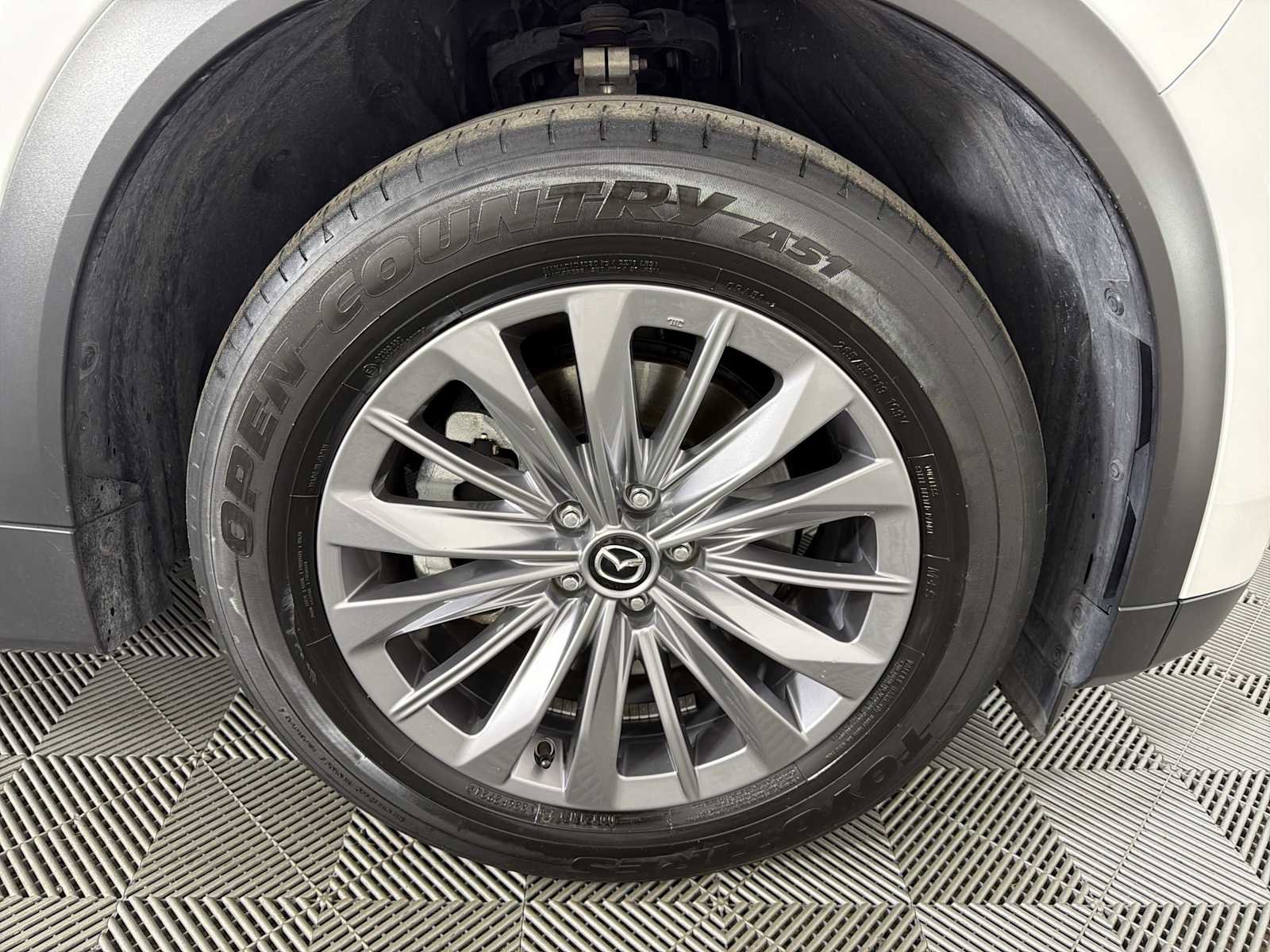 Used 2025 MAZDA CX-90 3.3 Turbo w/ Preferred Package AWD/4WD image 10