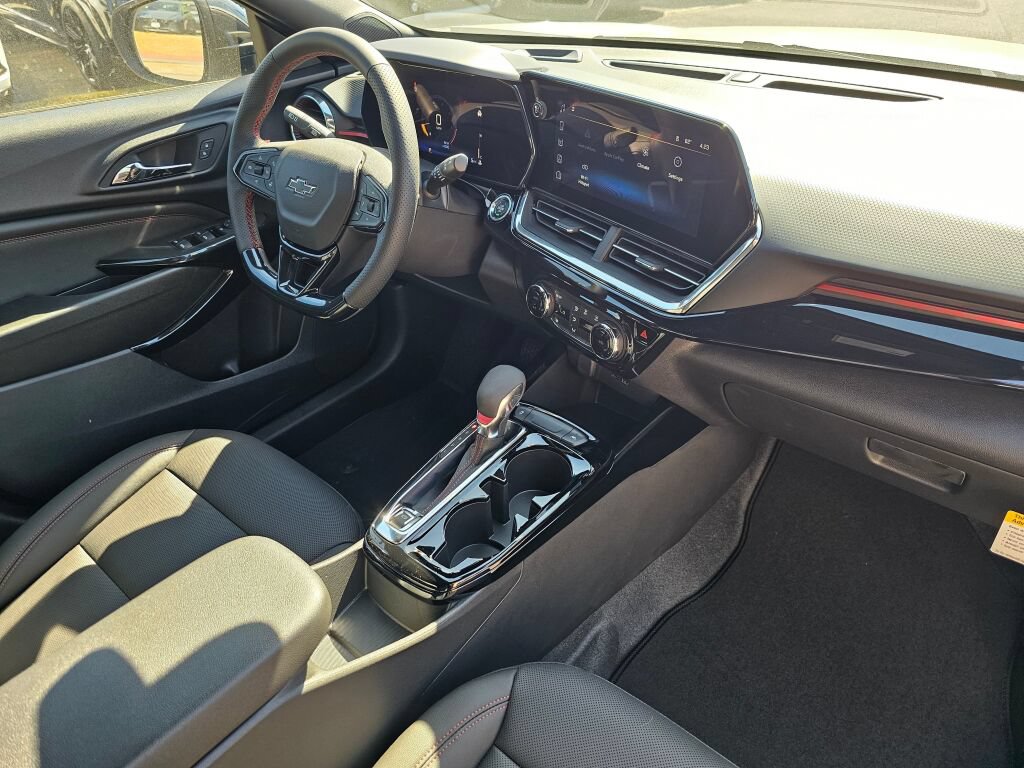 New 2026 Chevrolet Trax RS w/ Driver Confidence Package FWD image 29