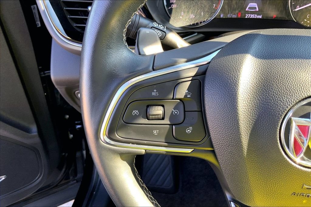 Used 2023 Buick Envision Avenir FWD image 18
