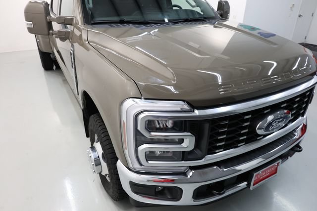Used 2026 Ford F350 Lariat w/ FX4 Off-Road Package AWD/4WD image 55