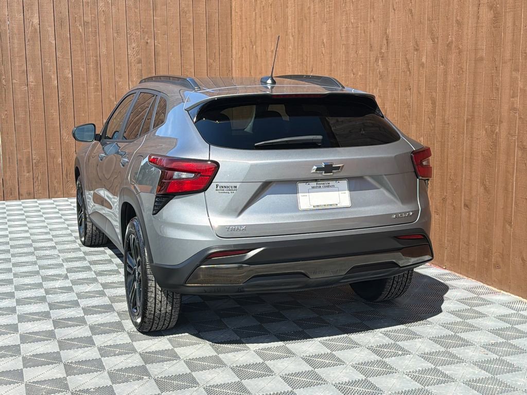Used 2024 Chevrolet Trax ACTIV w/ Sunroof Package image 15