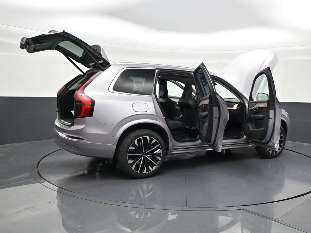 New 2026 Volvo XC90 B5 Plus AWD/4WD image 30