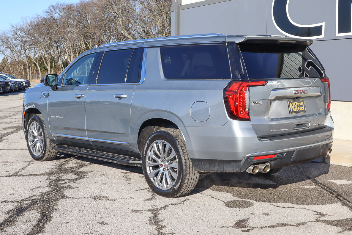 Used 2024 GMC Yukon XL Denali AWD/4WD image 6