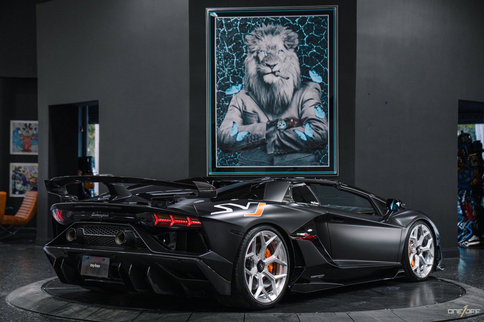 Used 2021 Lamborghini Aventador SVJ image 38