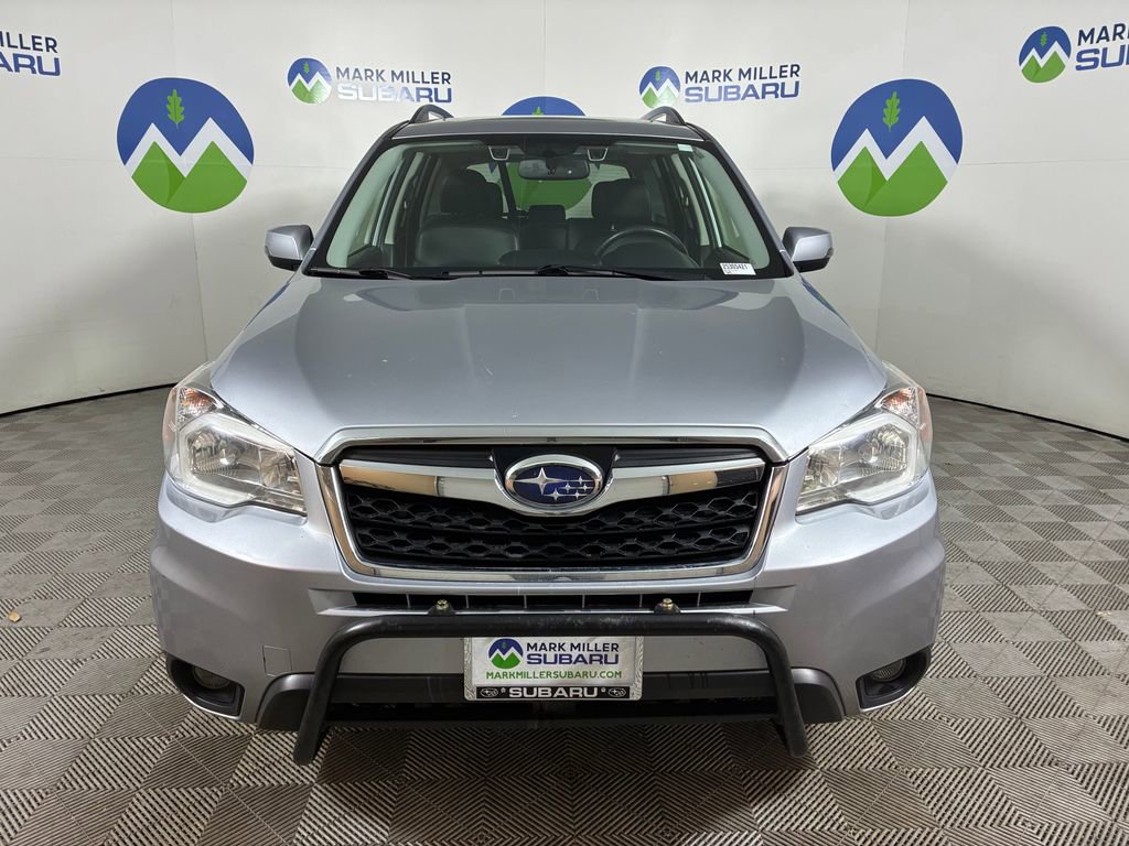 Used 2016 Subaru Forester 2.5i Touring w/ Eyesight & Navigation System image 2