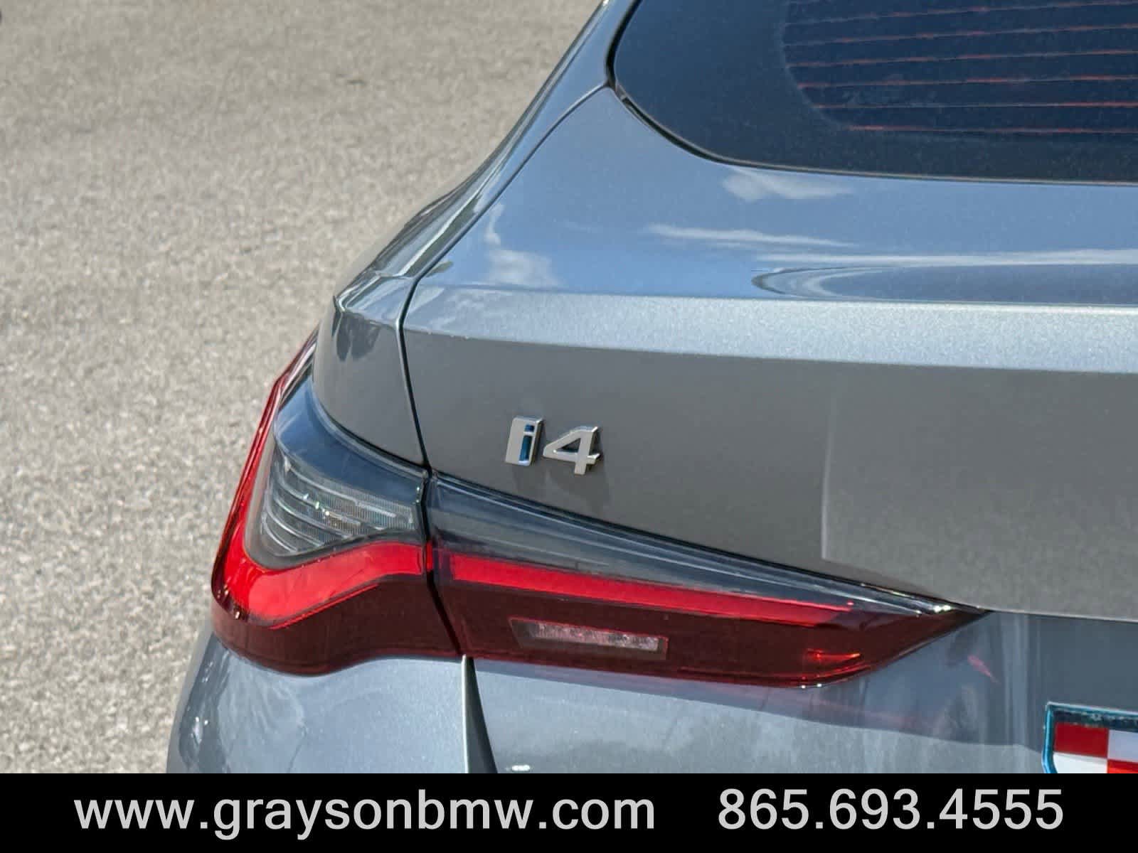 Used 2023 BMW i4 eDrive35 w/ Premium Package RWD image 10