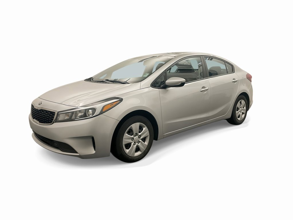 Used 2017 Kia Forte LX image 25