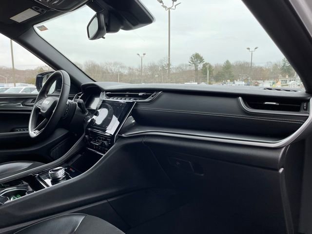 Used 2023 Jeep Grand Cherokee Altitude image 30