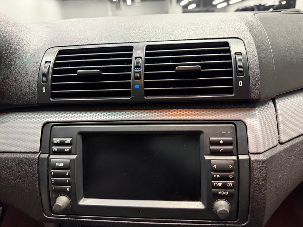 Used 2005 BMW M3 Coupe RWD image 65