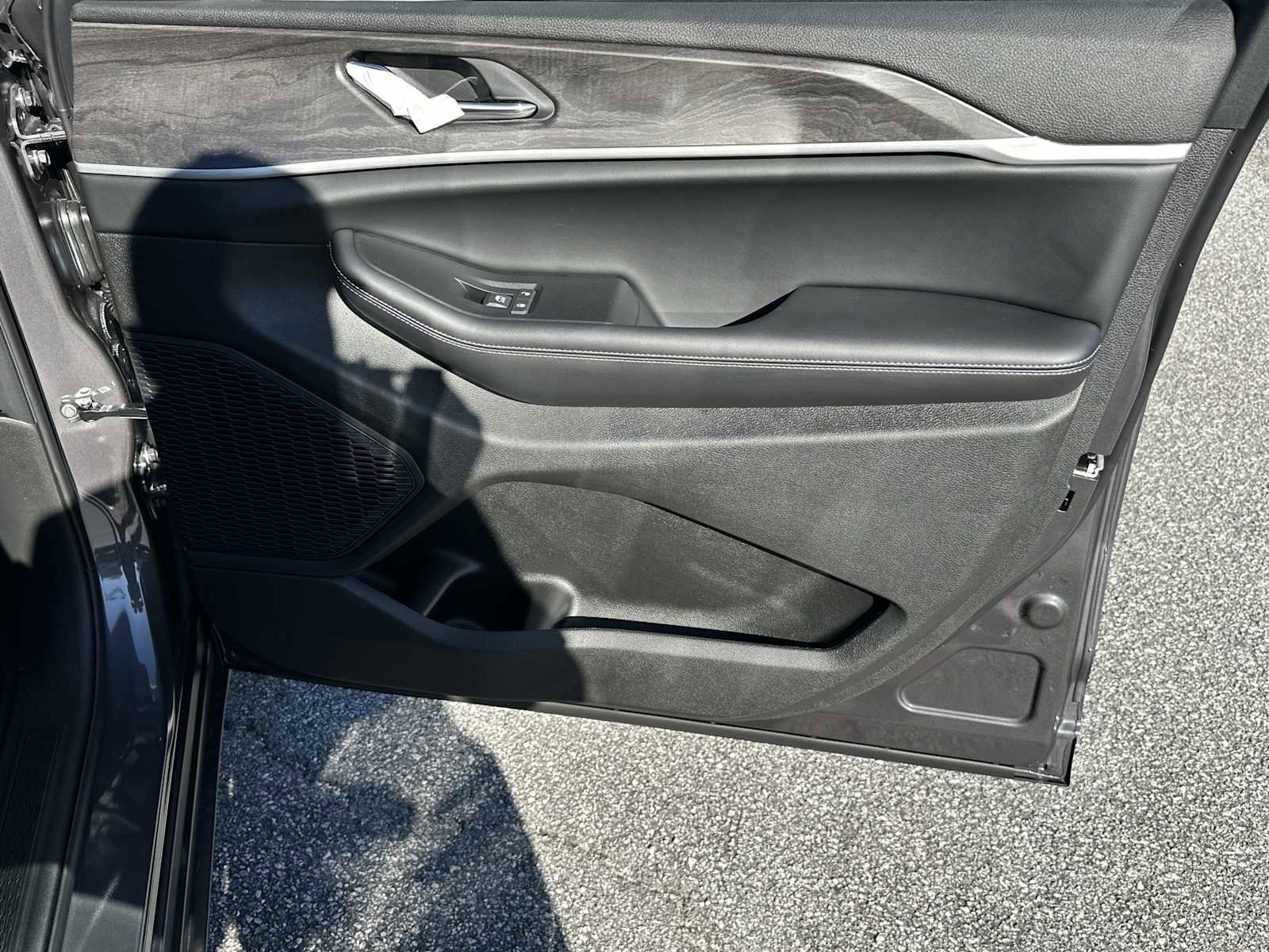 New 2025 Jeep Grand Cherokee L Limited image 15