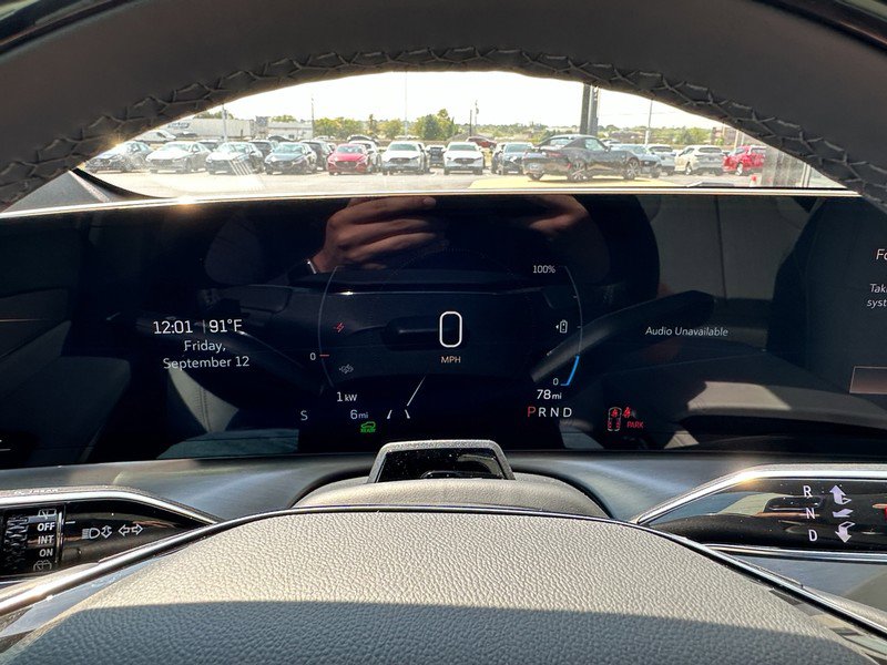 New 2026 Cadillac Vistiq Sport image 24