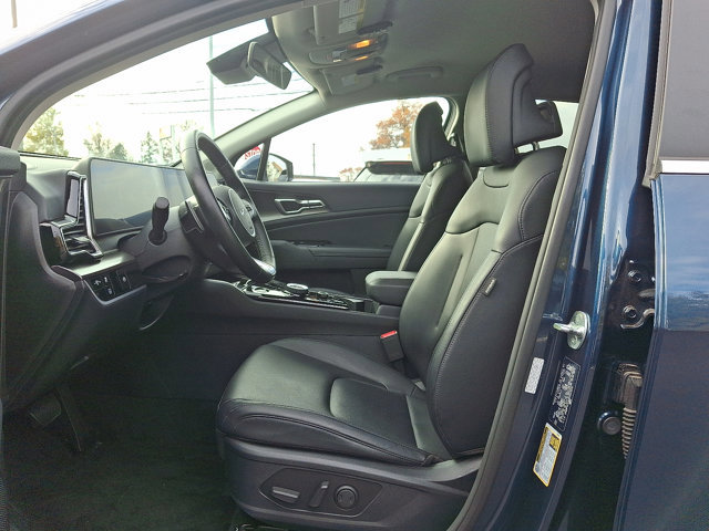 Used 2023 Kia Sportage EX image 13