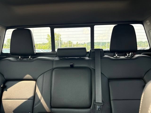 Used 2022 GMC Sierra 1500 SLT w/ SLT Premium Plus Package AWD/4WD image 27