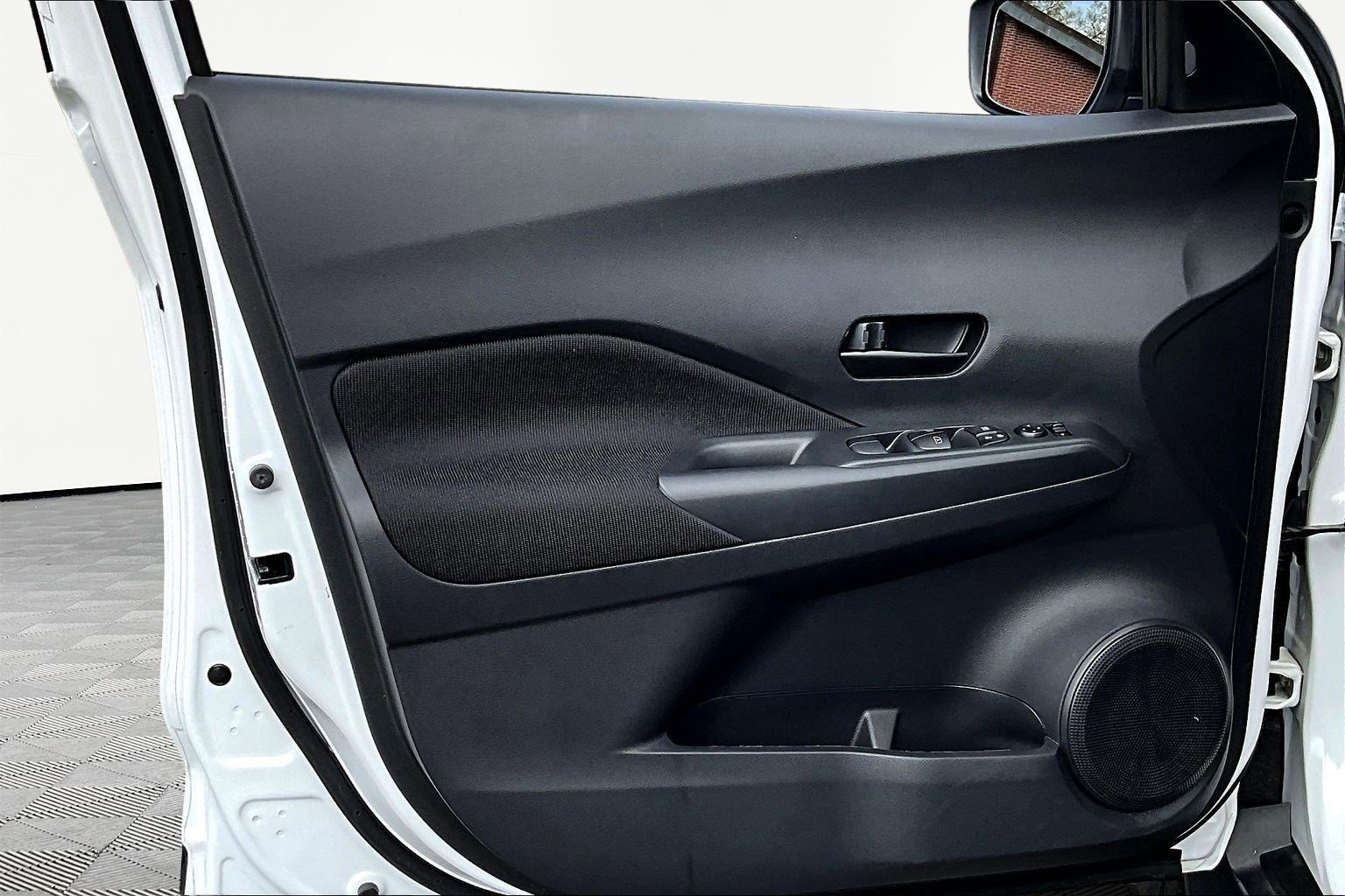 Certified 2024 Nissan Kicks S image 20