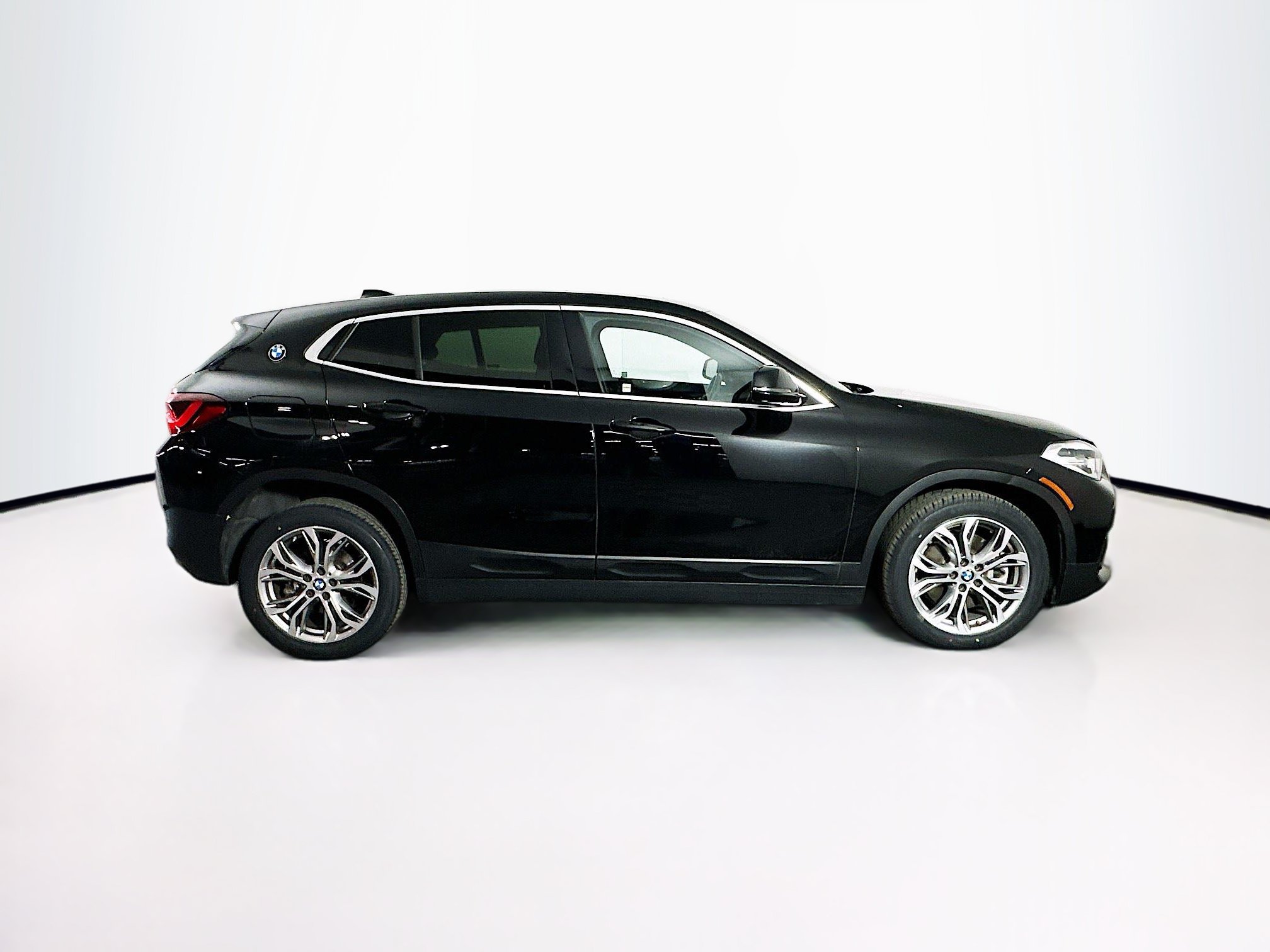 Used 2022 BMW X2 sDrive28i w/ Convenience Package FWD image 10