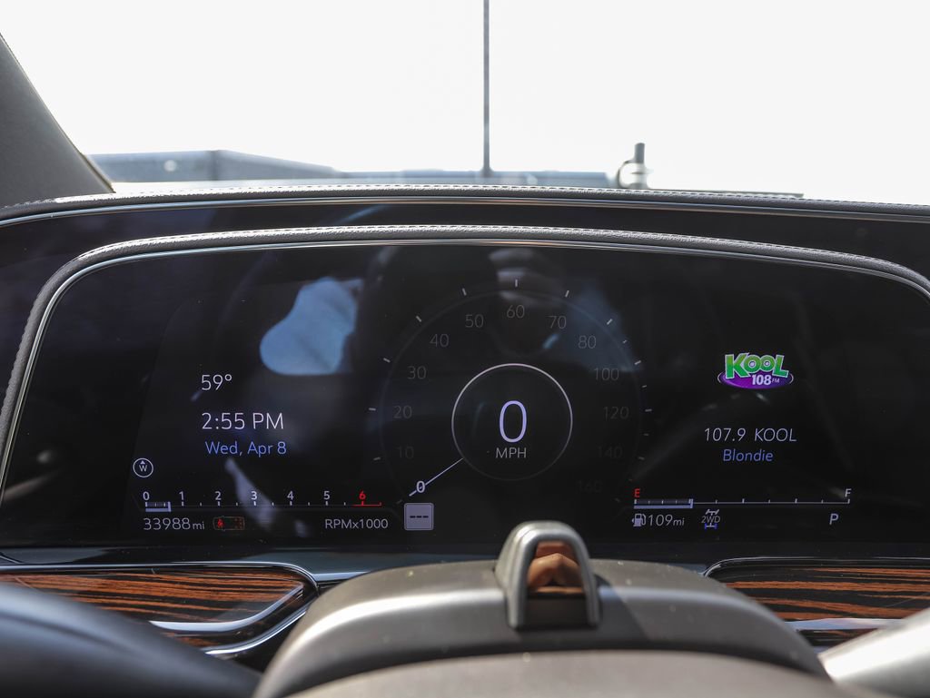 Used 2023 Cadillac Escalade Premium Luxury w/ LPO, Radiant Package AWD/4WD image 14