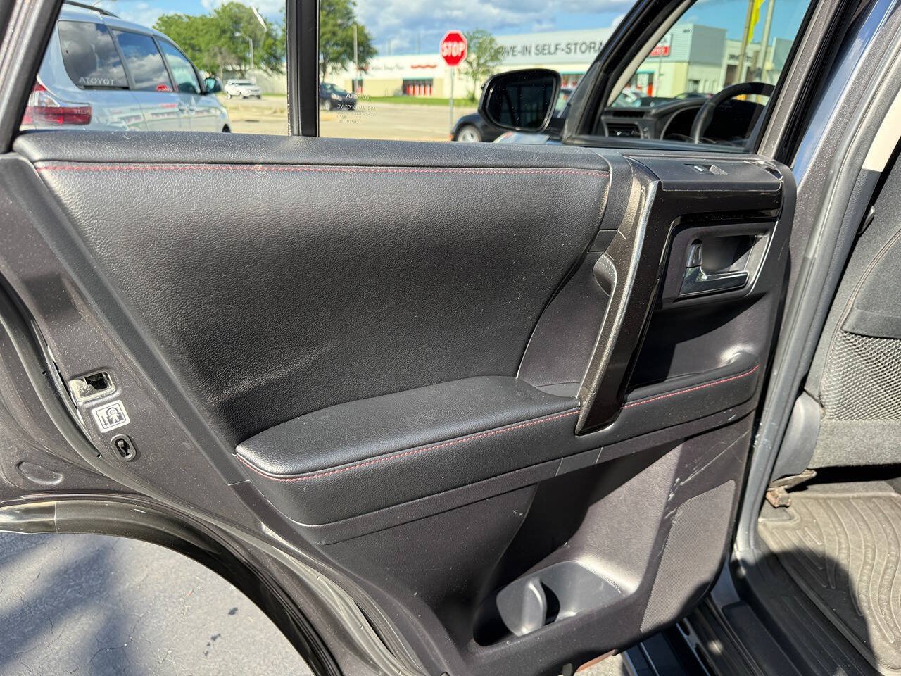Used 2014 Toyota 4Runner Trail AWD/4WD image 76