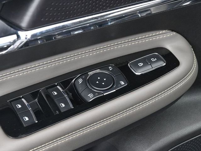 Used 2023 Lincoln Corsair Reserve image 11