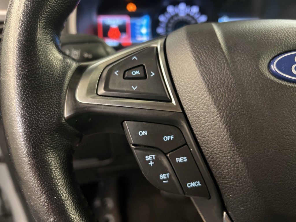 Certified 2023 Ford Edge SEL image 17