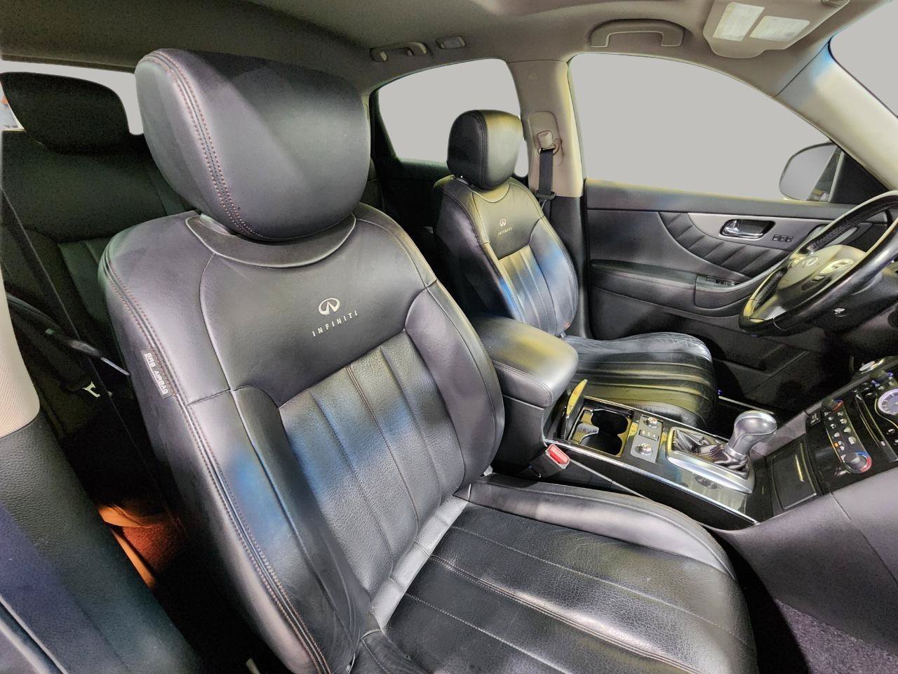 Used 2013 INFINITI FX37 AWD w/ Premium Pkg image 29