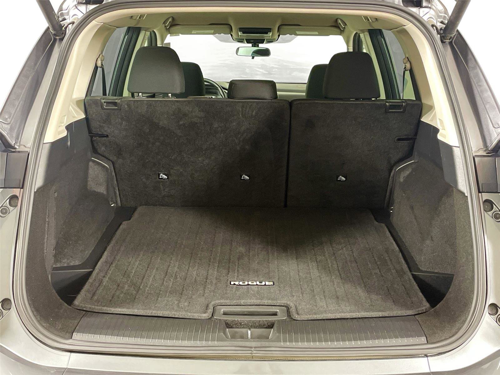 Used 2025 Nissan Rogue SV AWD/4WD image 23