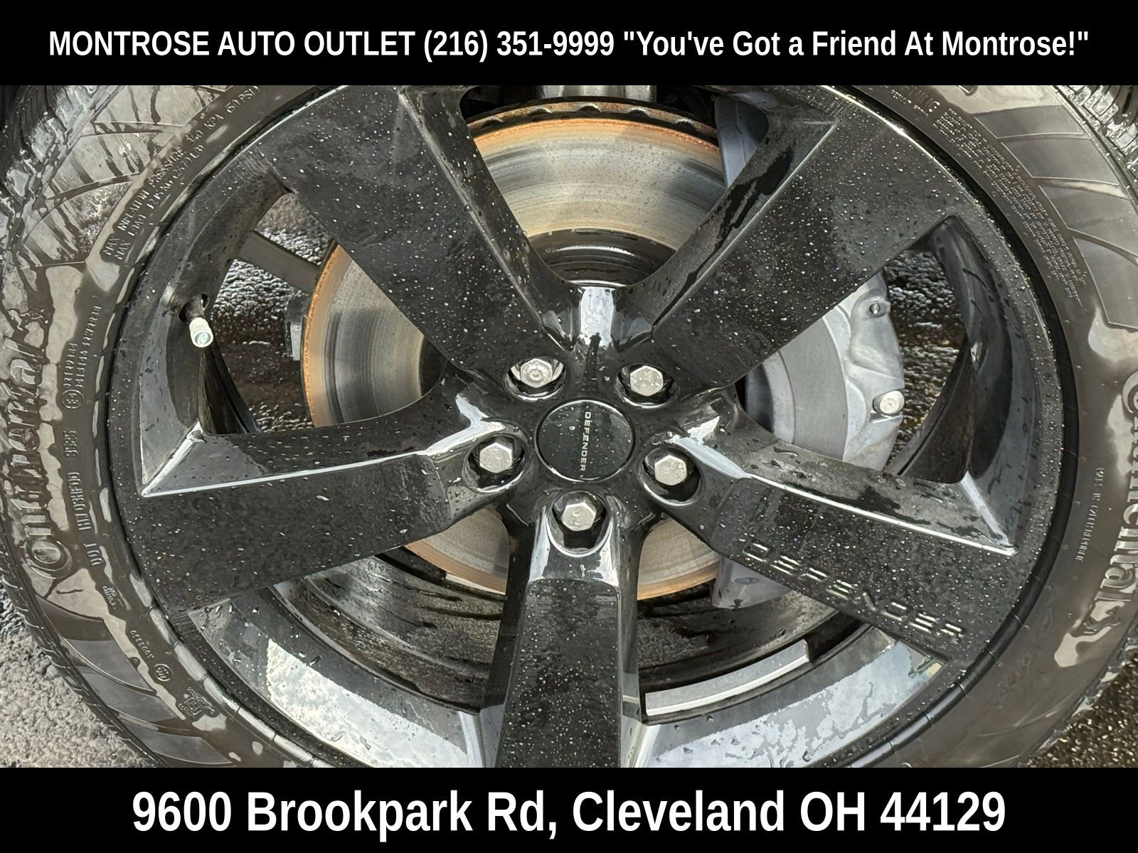 New 2026 Land Rover Defender 110 X-Dynamic SE image 10