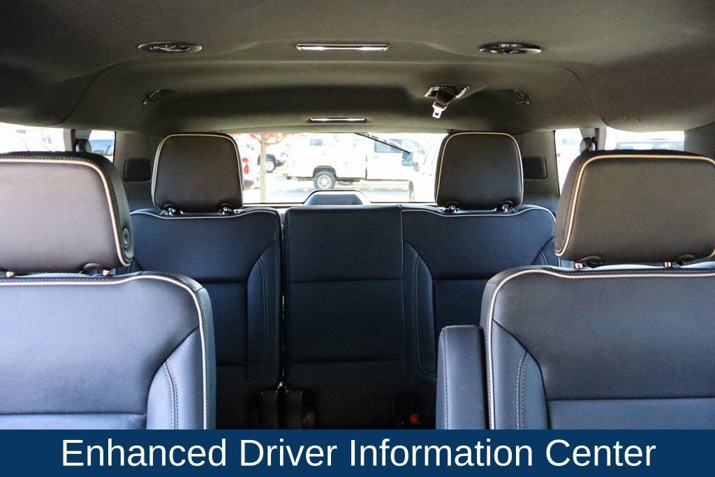 Used 2023 Chevrolet Suburban Premier image 19