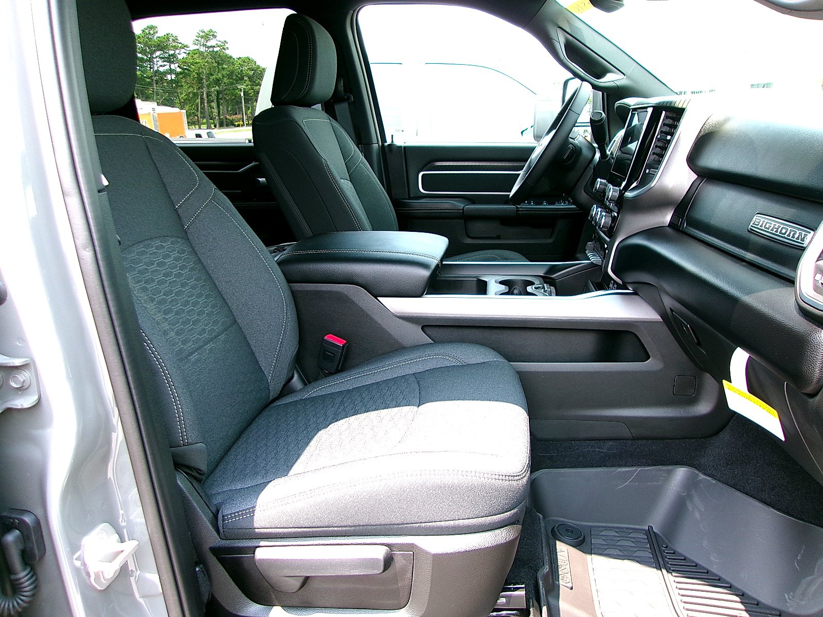 New 2026 RAM 2500 Big Horn AWD/4WD image 18