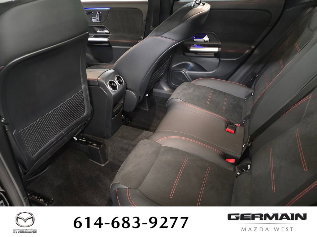 Used 2025 Mercedes-Benz GLA 250 4MATIC image 19