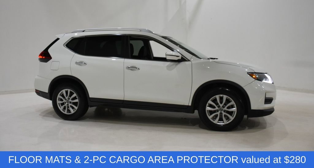 Used 2019 Nissan Rogue SV FWD image 3
